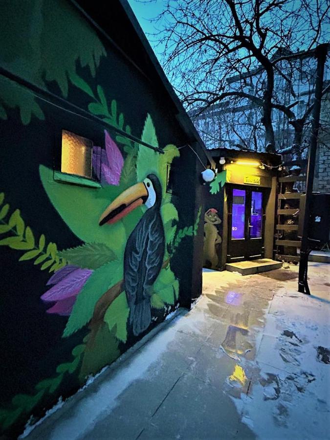 Bern Hostel Chisinau Exterior foto